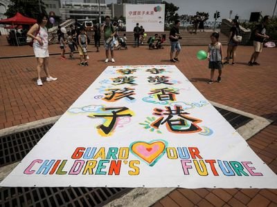 Creative Hong Kong Protesters