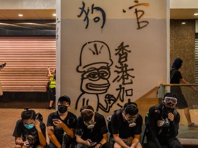 Creative Hong Kong Protesters