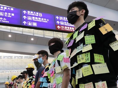 Creative Hong Kong Protesters