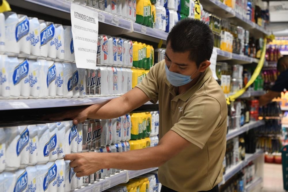 Decree issued to lift the Dry Law in Panama: controlled sale of alcoholic beverages