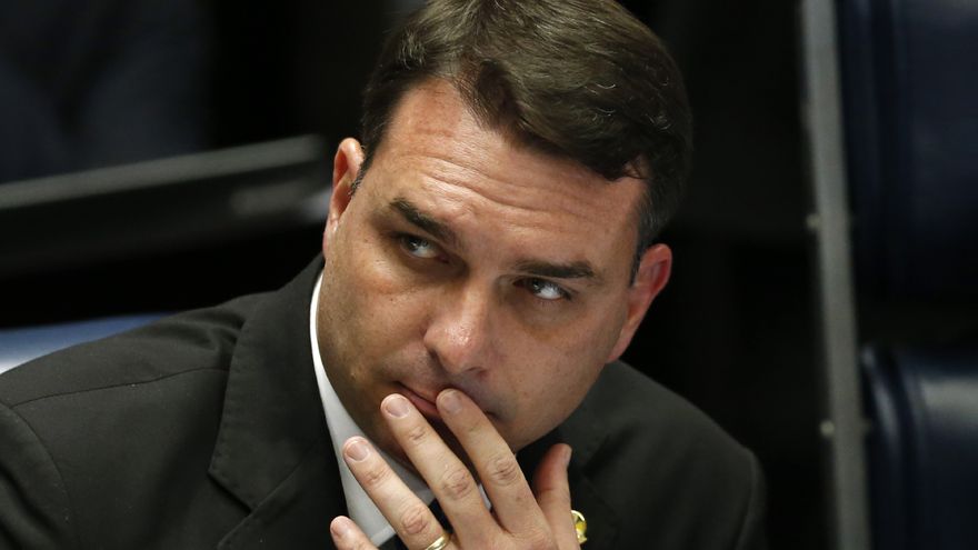 El hijo mayor de Bolsonaro da positivo al coronavirus