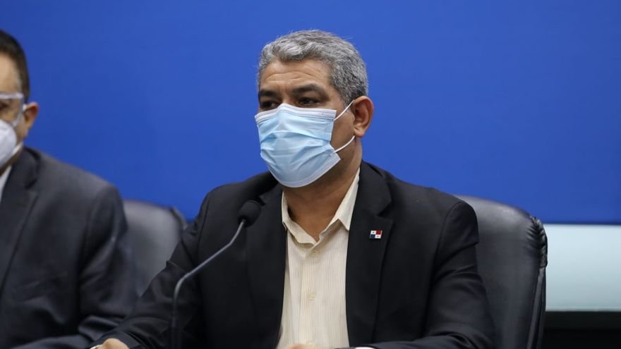 Sucre considers easing of quarantine hours for women after criticism