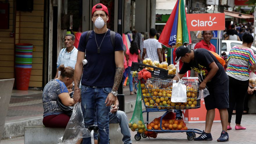 Desde el próximo lunes se eliminará las salidas por géneros y el toque de queda irá de 11:00 p.m. a 5:00 a.m.