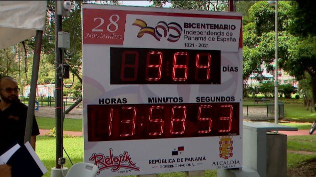 Reloj con la cuenta regresiva rumbo al Bicentenario