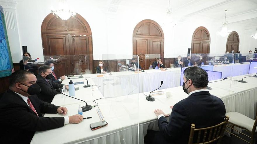 Empresas telefónica, el Gobierno Nacional y la Asamblea Nacional participaron de la firma de este acuerdo