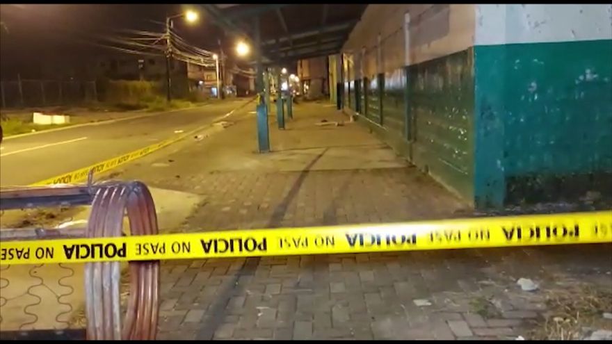 Un hombre de 22 años de edad, fue asesinado de varios disparos en  Calle 7 y 8, ubicado en la Avenida Meléndez