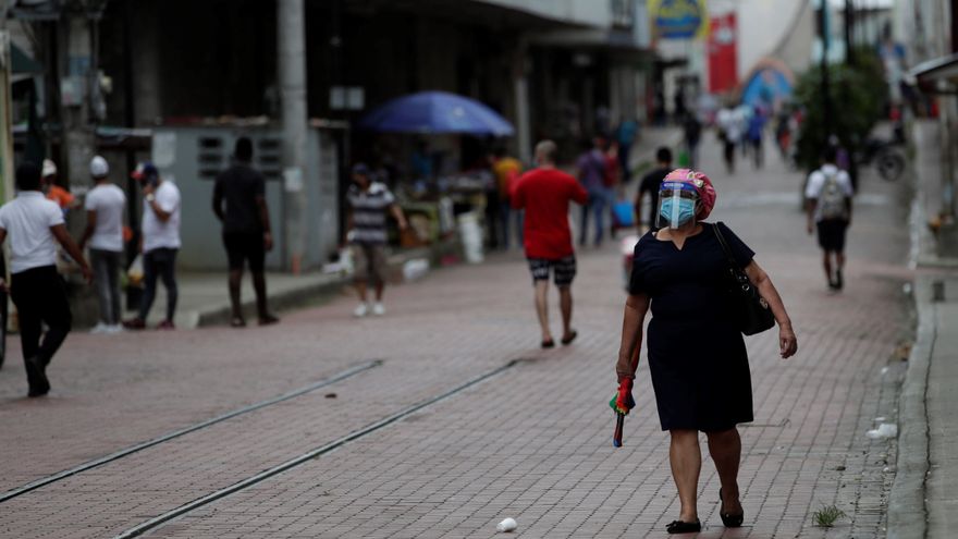 Panamá es un país de 4.2 millones de habitantes con una economía dependiente de los servicios