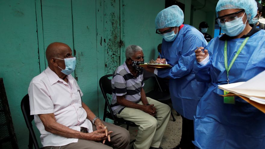 Personal de salud de Panamá durante jornada de trazabillidad