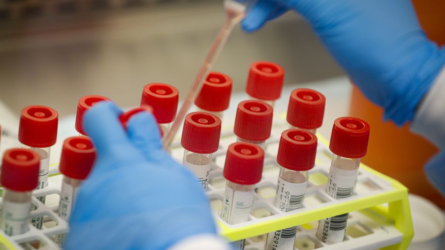Hay un total 280,827 pacientes recuperados y 36,035 casos activos