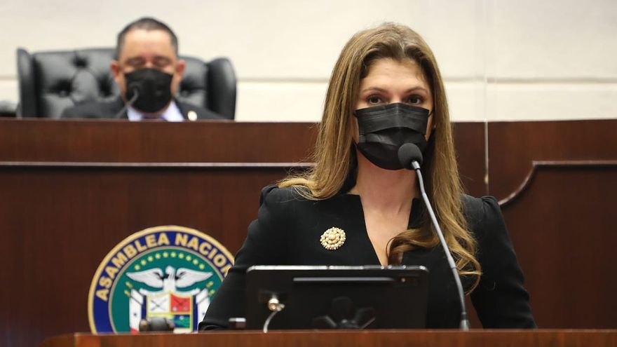 La ministra de Relaciones Exteriores, Erika Mouynes
