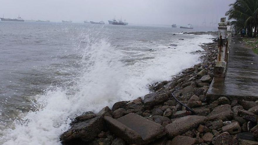 Las mareas máximas que alcanzarán la altura de unos 17.5 pies (5.33 metros)