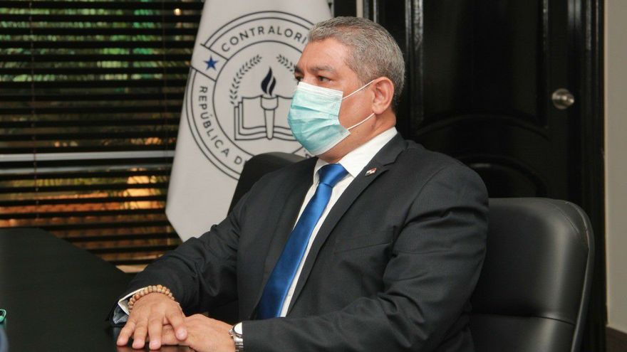 El ministro de Salud, Luis Francisco Sucre