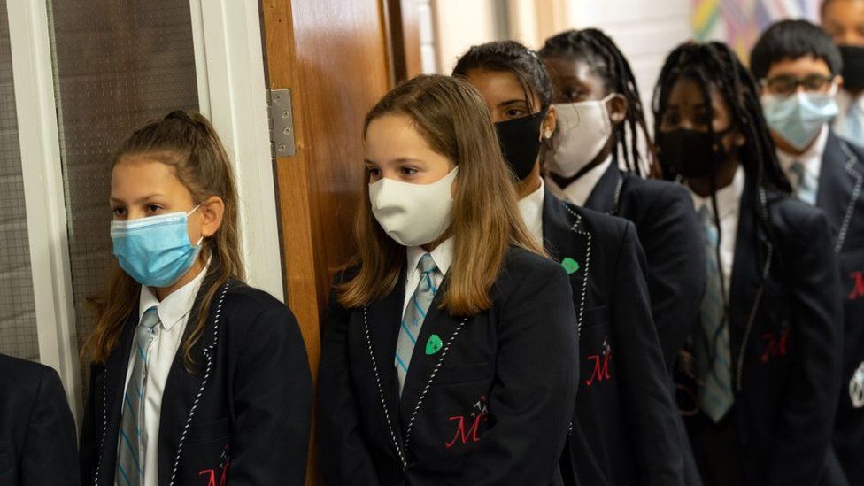 Covid-19: Regular tests a 'game-changer' for schools, says science adviser