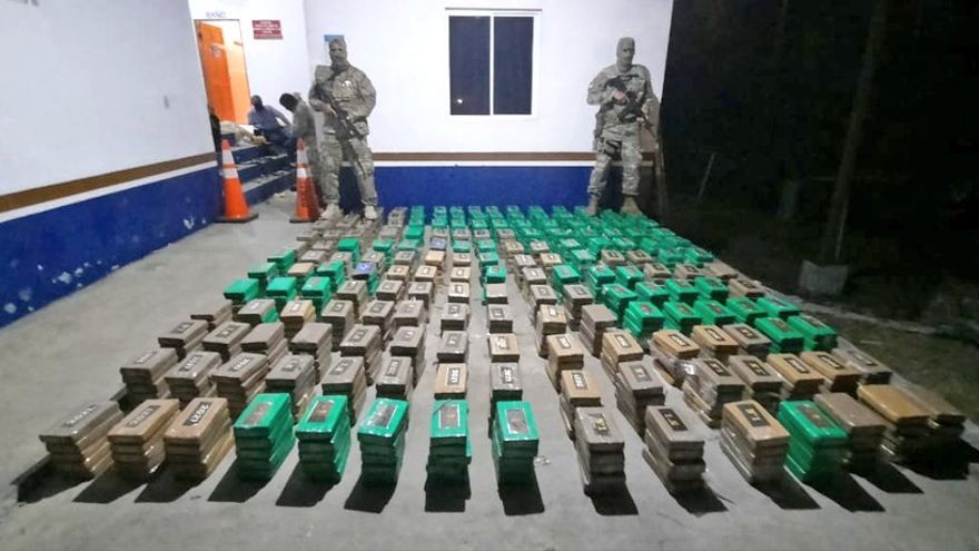 Tres personas fueron aprehendidas durante el operativo