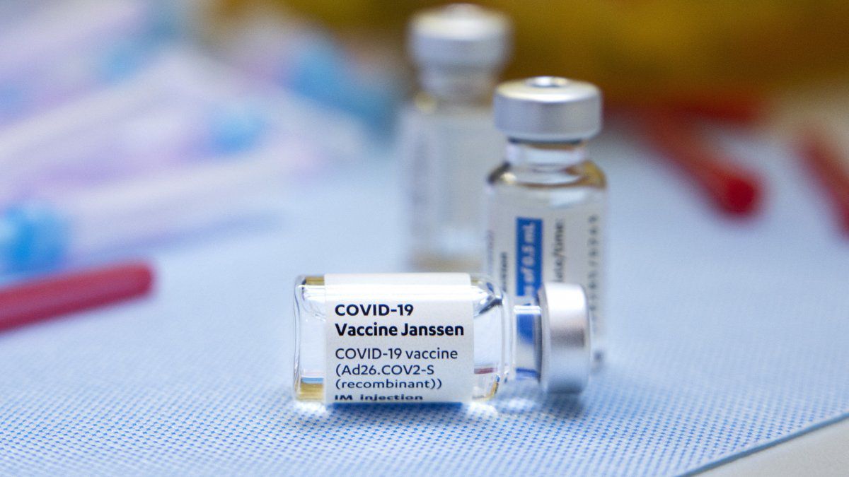 Panama reviews Johnson & Johnson vaccine against COVID-19