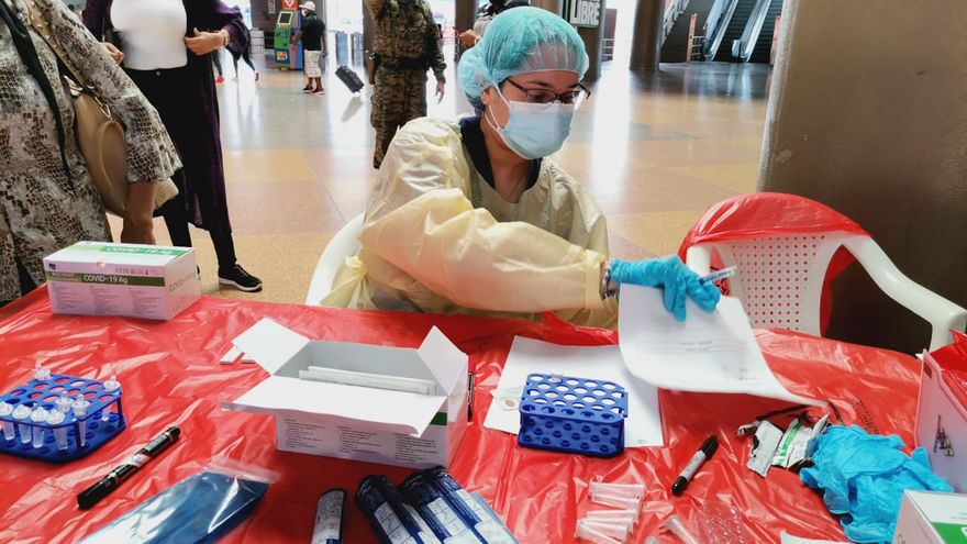 Personal de salud de Panamá durante jornada de trazabillidad
