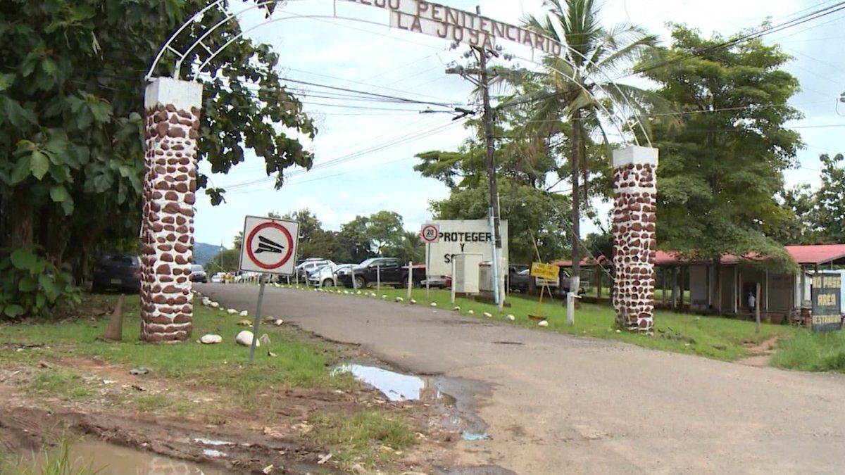 Visits to La Joya prison complex suspended due to covid-19 outbreaks