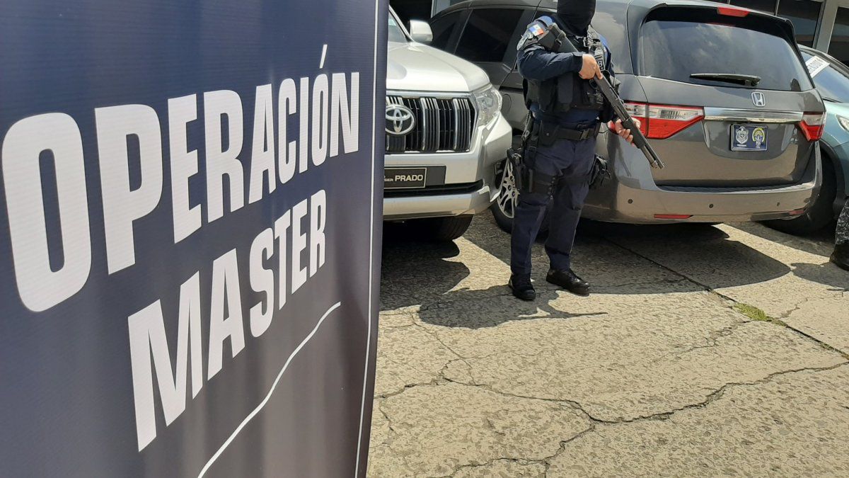 16 dock workers apprehended linked to drug-related crimes