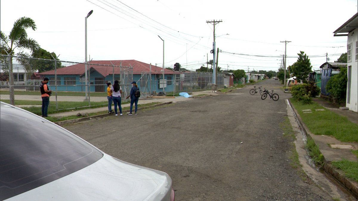 A man is murdered in broad daylight at La Siesta