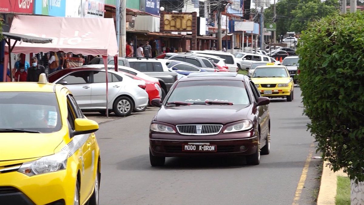 Decree that establishes Sunday quarantine and curfew extension in several districts is promulgated