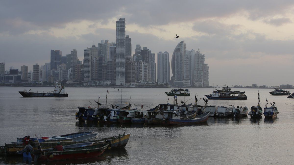 Panama includes Peru in 'Friendly Nations' in search of foreign investment