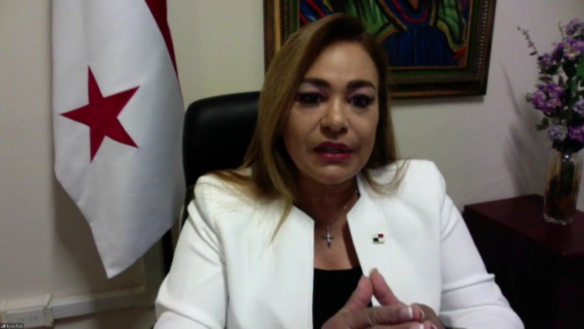 Minister Councelor of Health, Eyra Ruiz assures that she does not intend to resign