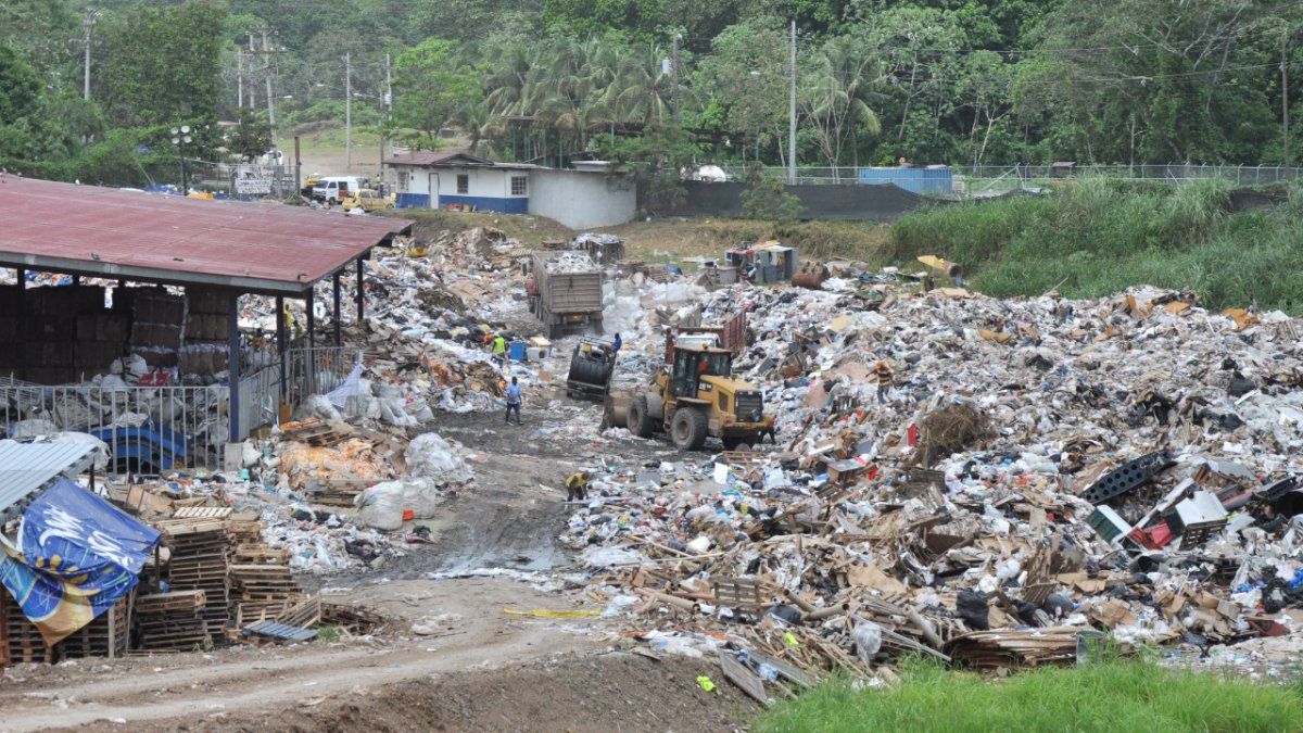 AAUD seeks to terminate contract with Urbalia after sanitary breaches