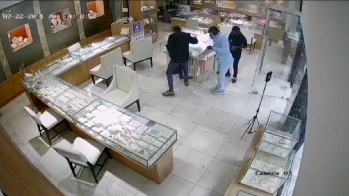 A person allegedly linked to a jewelry robbery in Bella Vista arrested
