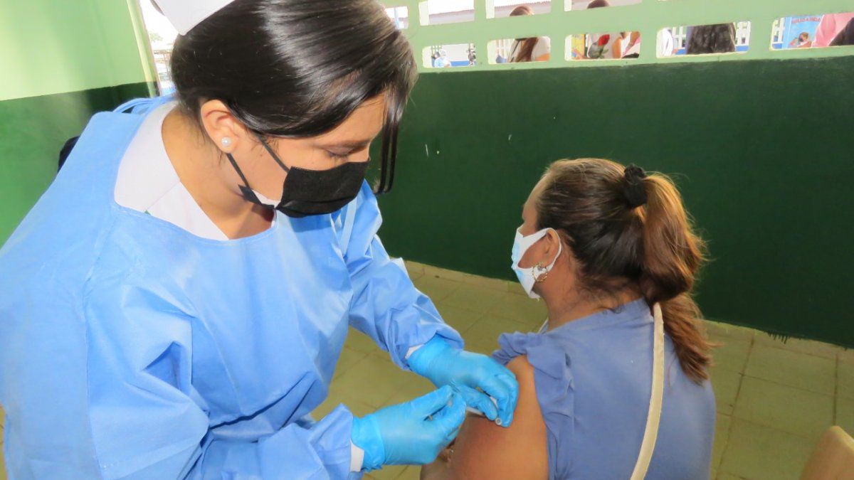 Those recovered from COVID-19 are recommended to apply both doses of the vaccine