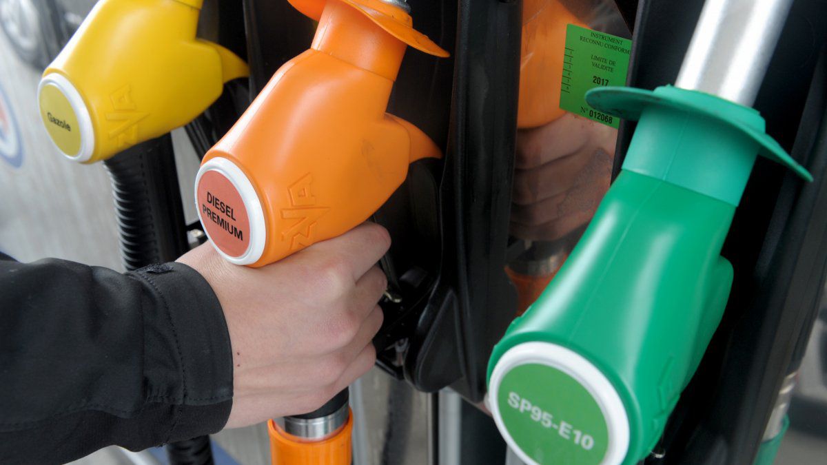 Diesel and gasoline prices will have a slight increase from Friday