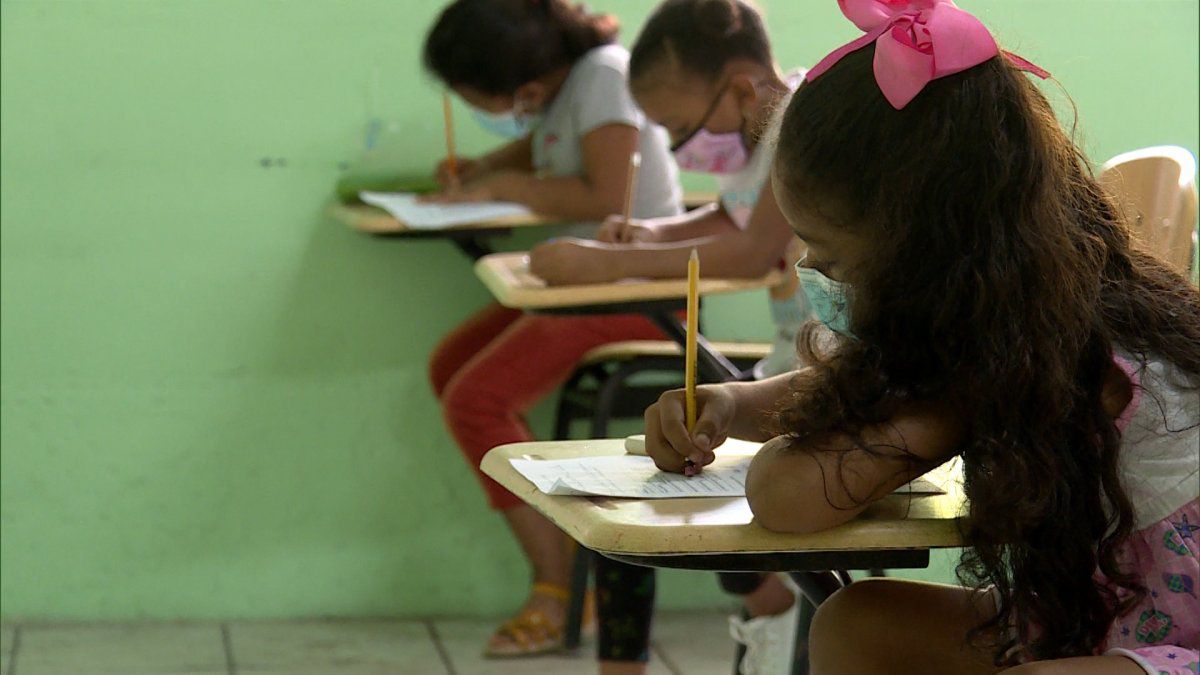 Minsa and Meduca reduce physical distance in educational centers to one meter