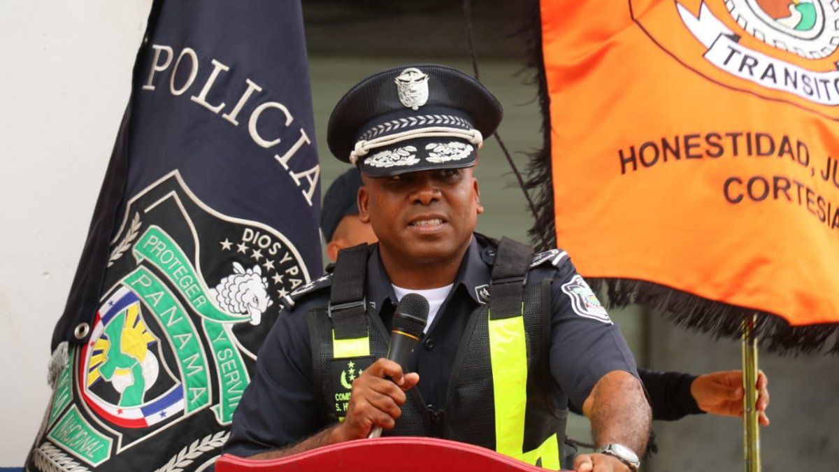 Commissioner Simón Henríquez is appointed deputy director of the National Police