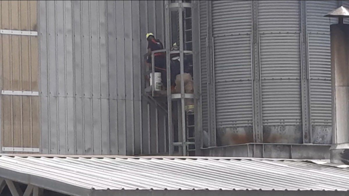 Man dies while carrying out cleaning work inside a silo in Capira
