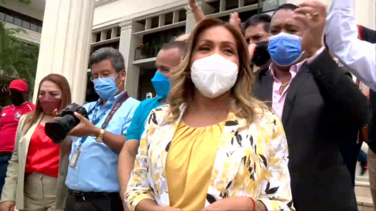 Faction led by Yanibel Ábrego challenges decision of CD directive on extraordinary convention