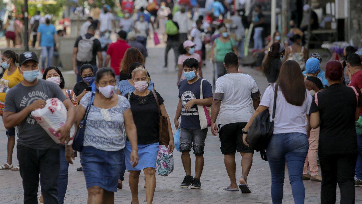 Analyst: By 2022, 400,000 people are expected to be unemployed in Panama