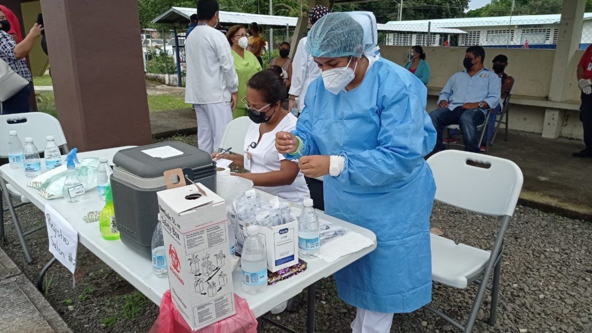 Panama reports 956 new COVID-19 cases and 8 deaths in 24 hours