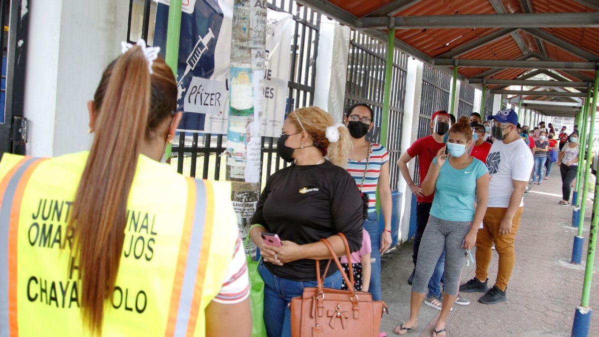 Minsa says there is no dress code to go to get vaccinated
