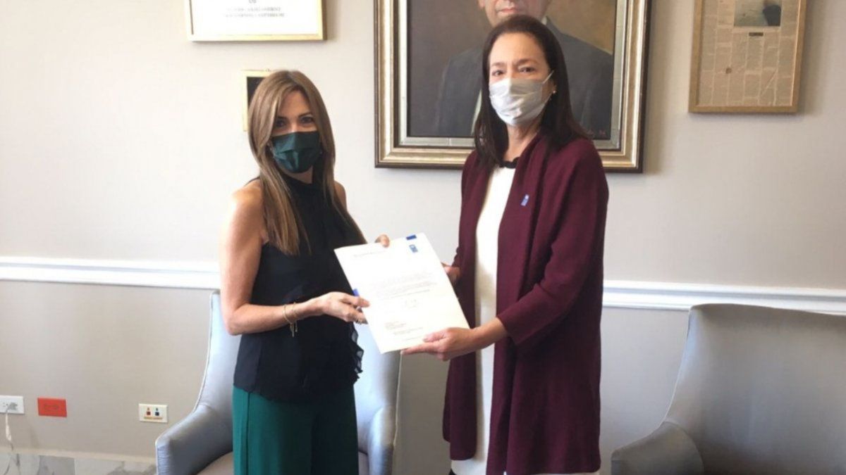 New UNDP representative in Panama presents her credentials