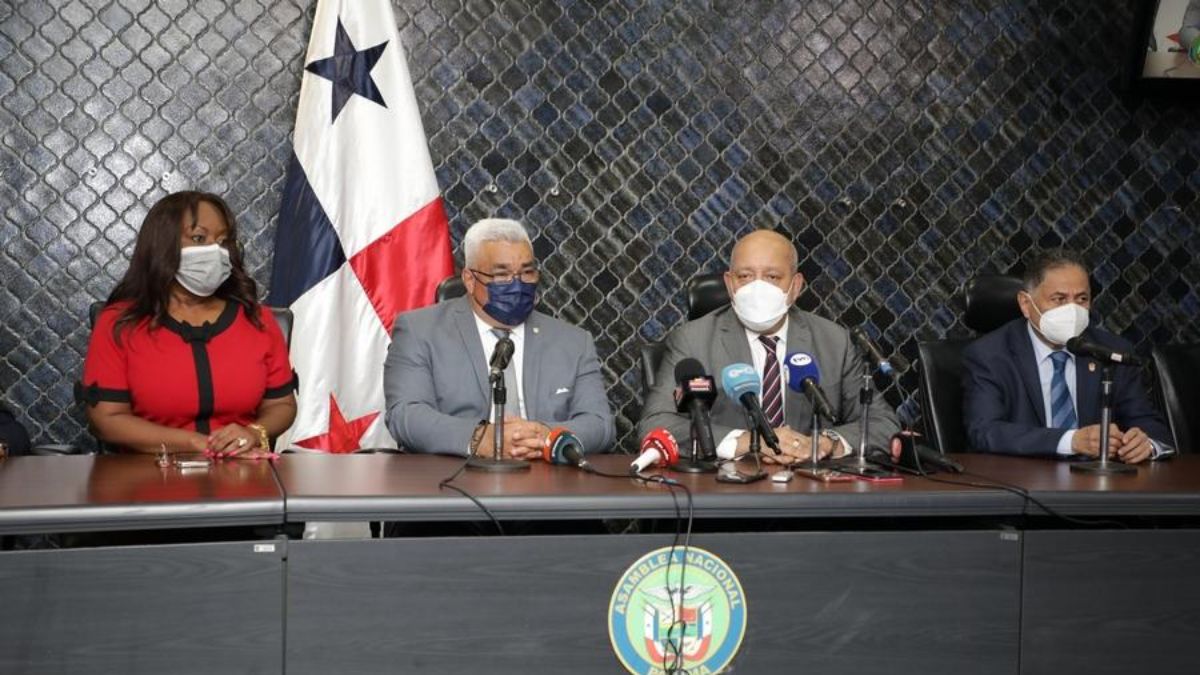 Assembly and TE will analyze provisionally suspending discussion of electoral reforms