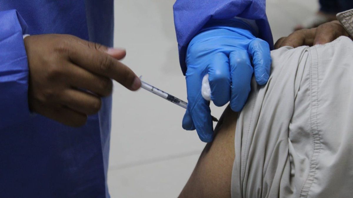 Second doses of Pfizer applied in circuits 8-7 and 8-8 from this Wednesday