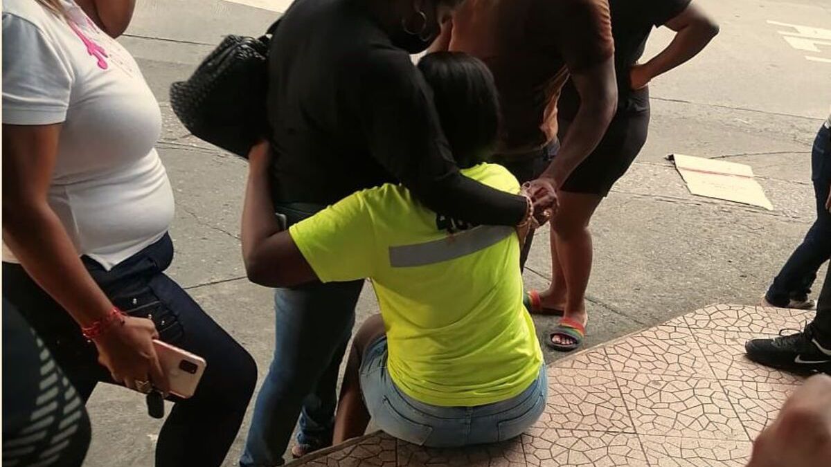 Two dead and two injured in Colón after gunmen arrived at a funeral