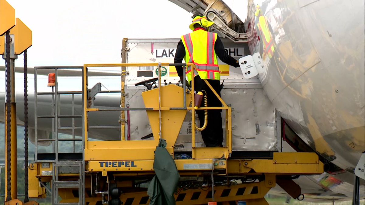 New batch of Pfizer's anticovid vaccine arrives in Panama with 97,110
