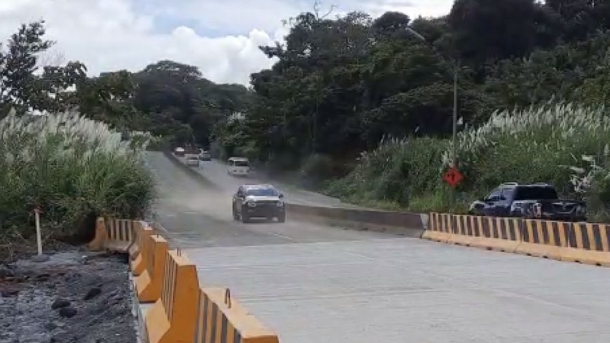 Pan-American Highway reopens near Loma Cová