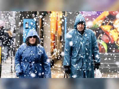 Storm Eunice: Power cuts continue amid new yellow warnings