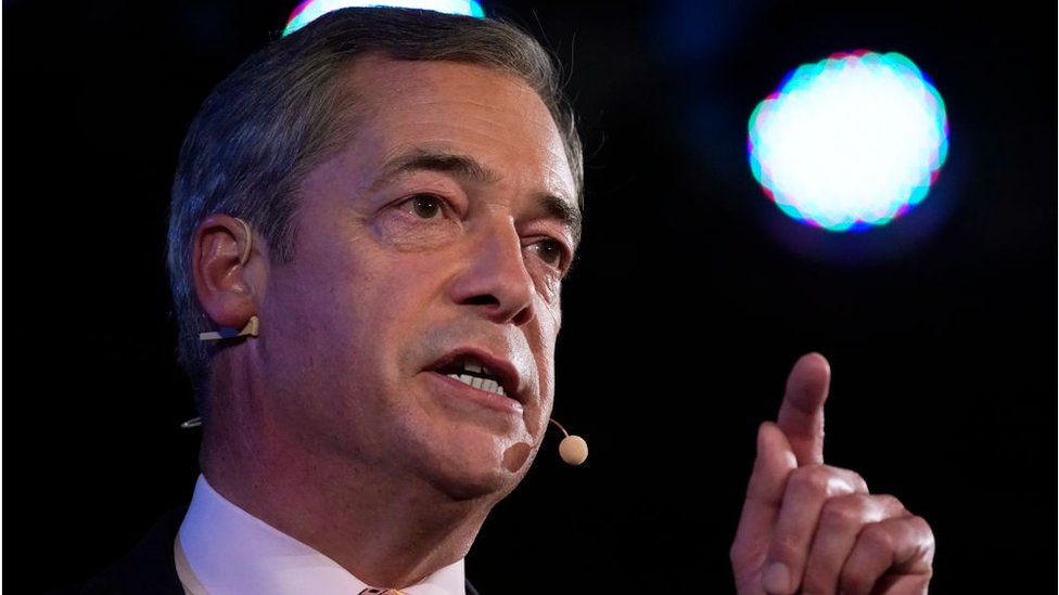 UK Government Summons Top Bank Executives to Address Concerns Over Account Closures Due to Political Views