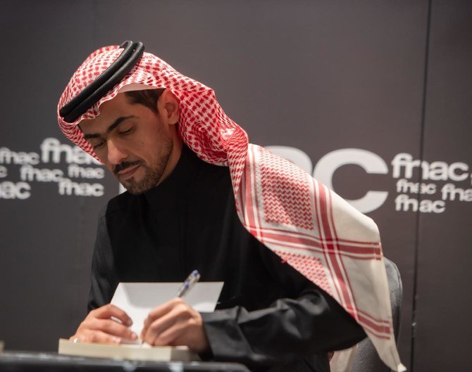 Saudi Writer Osamah Al-Muslim Attracts Massive Crowds at Rabat Book Fair