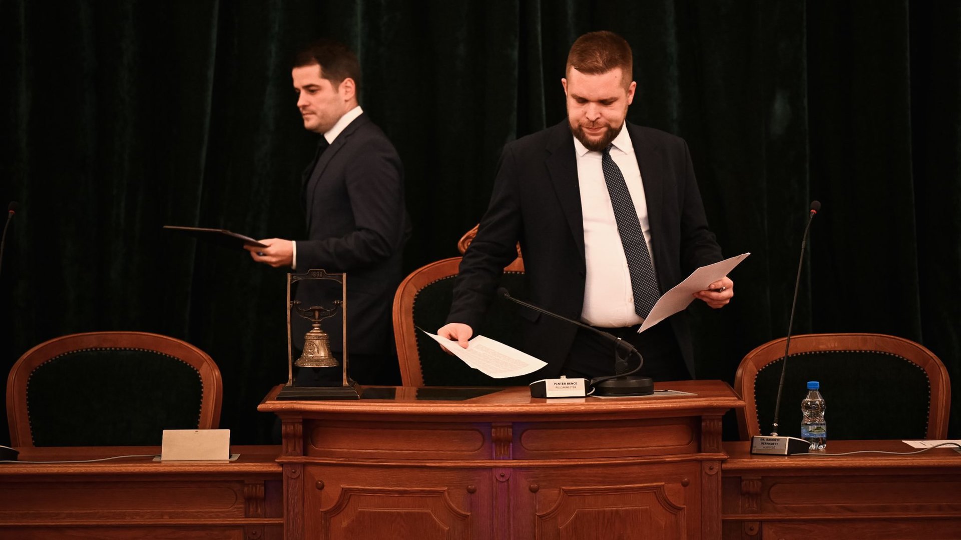 Controversial Appointment at Győr's City Council Meeting