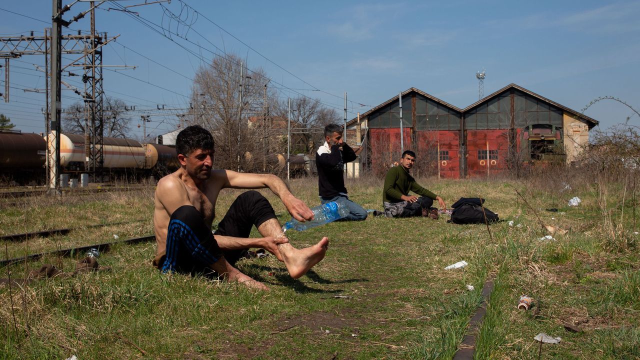 Serbian Authorities Discover Afghani Migrants and Weapons Near Dimitrovgrad