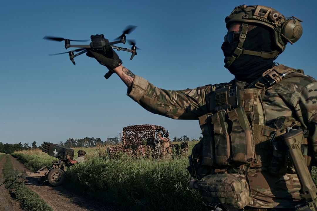 Deutsche Regierung genehmigt militärischen Einsatz von Gewalt gegen Drohnen.