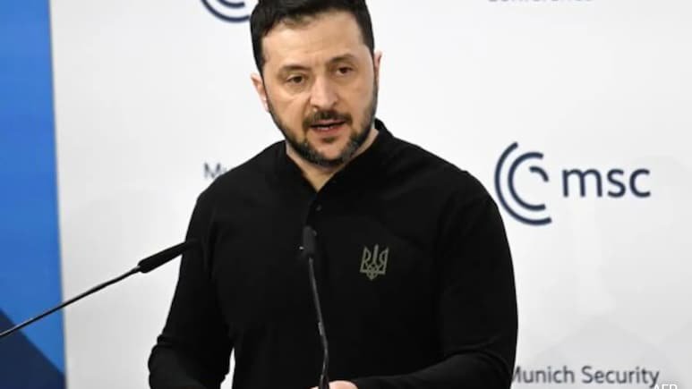 Zelensky Urges Europe to Strengthen Its Military in Light of Uncertain US Assistance